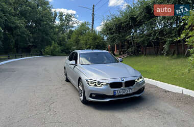 Седан BMW 3 Series 2016 в Киеве