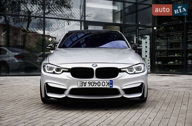Седан BMW 3 Series 2017 в Ужгороде