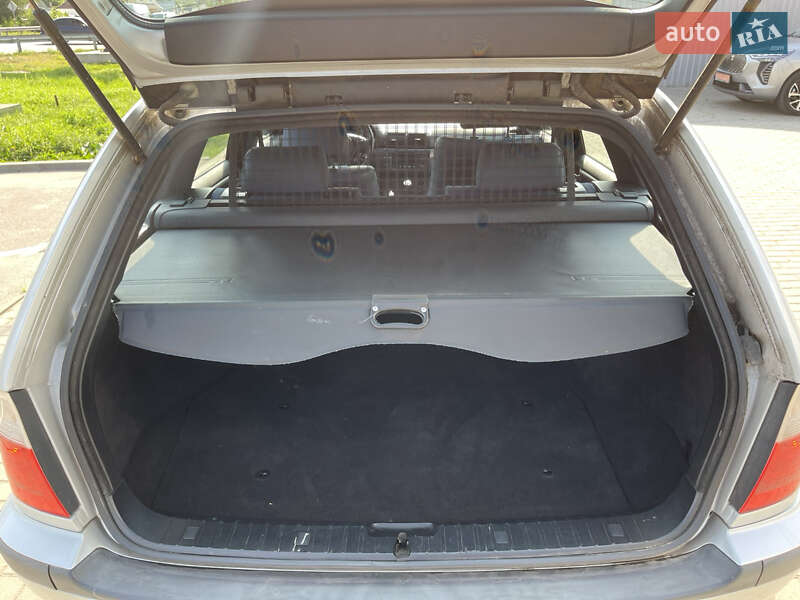 Универсал BMW 3 Series 2003 в Полтаве