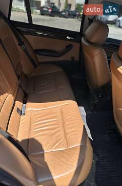 Універсал BMW 3 Series 2003 в  фото 37 Універсал BMW 3 Series 2003 в