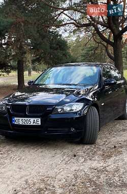 Седан BMW 3 Series 2005 в Днепре