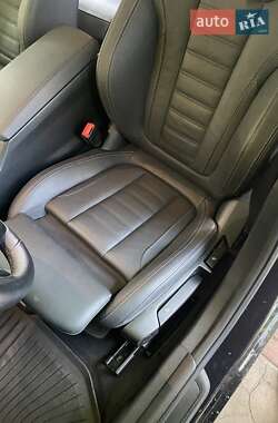 Седан BMW 3 Series 2020 в 