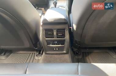 Седан BMW 3 Series 2020 в 