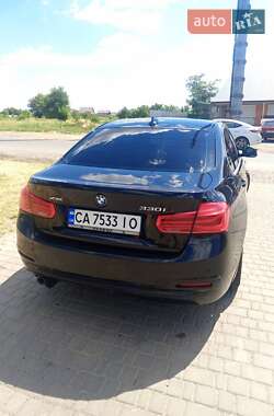 Седан BMW 3 Series 2017 в Умани