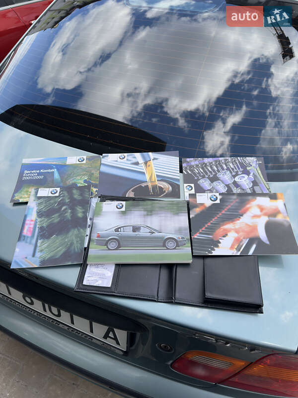 Седан BMW 3 Series 2002 в Львове