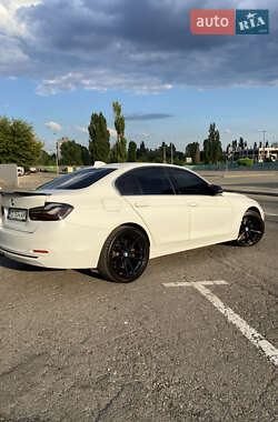 Седан BMW 3 Series 2017 в 