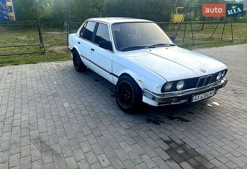 Седан BMW 3 Series 1986 в Новой Водолаге