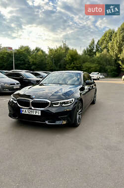 Седан BMW 3 Series 2022 в Києві