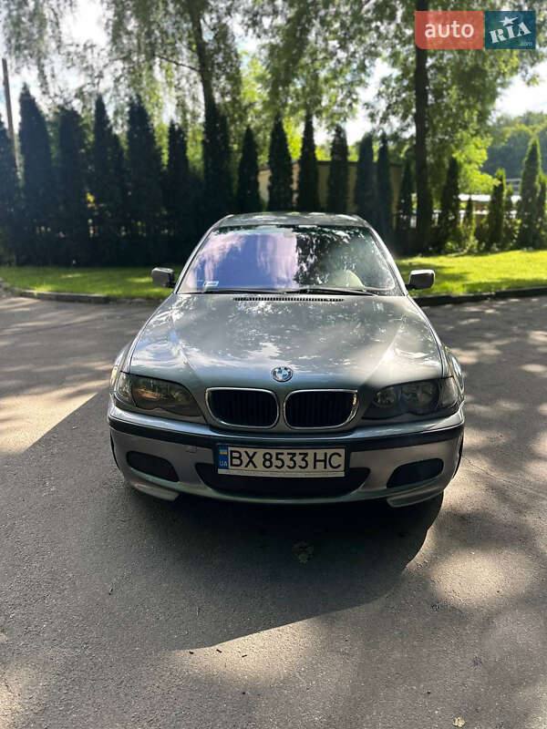 Седан BMW 3 Series 2003 в 