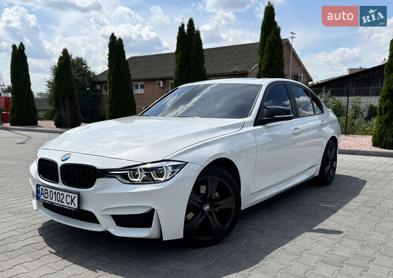 Седан BMW 3 Series 2016 в Вінниці