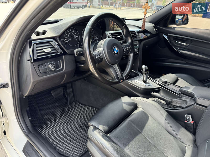 Седан BMW 3 Series 2016 в Вінниці