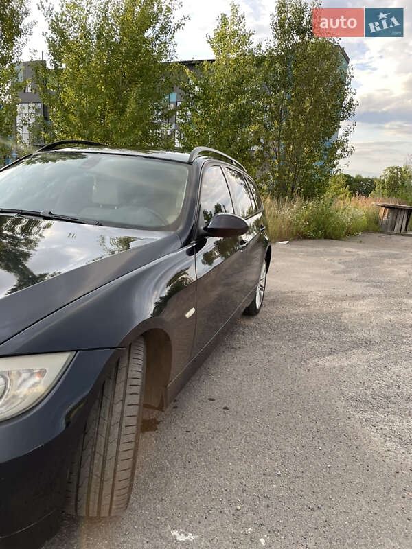Універсал BMW 3 Series 2007 в Рівному