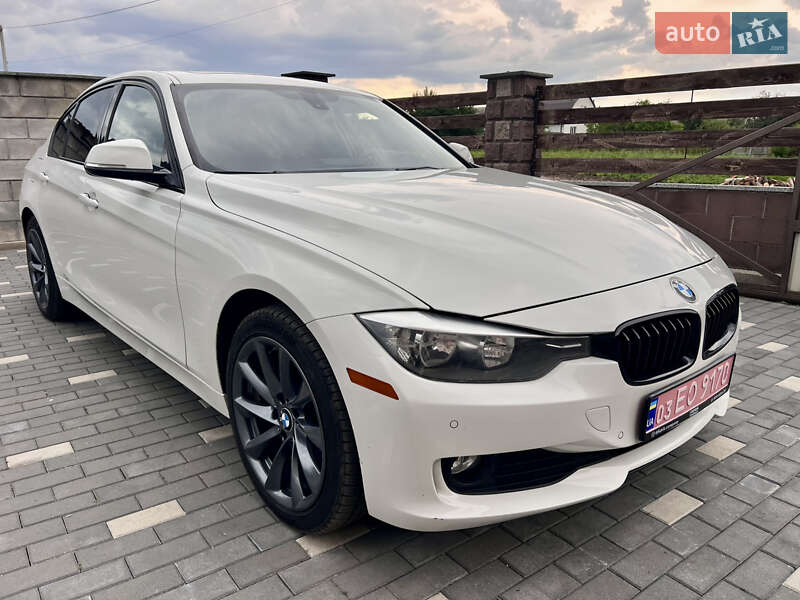 Седан BMW 3 Series 2015 в Житомире