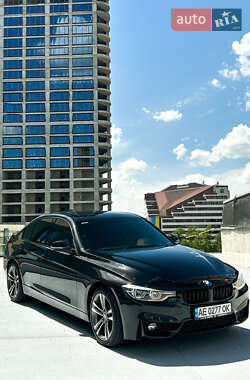 Седан BMW 3 Series 2018 в Днепре