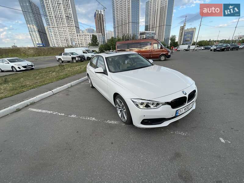 Седан BMW 3 Series 2012 в Києві