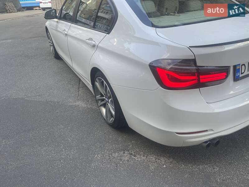 Седан BMW 3 Series 2012 в Києві