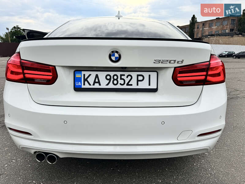 Седан BMW 3 Series 2017 в Киеве