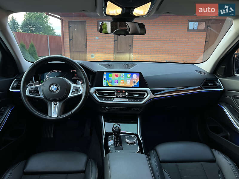Седан BMW 3 Series 2019 в Луцке