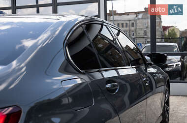 Седан BMW 3 Series 2025 в 