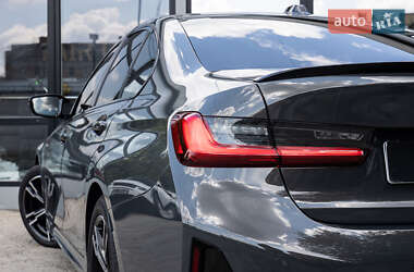 Седан BMW 3 Series 2025 в 