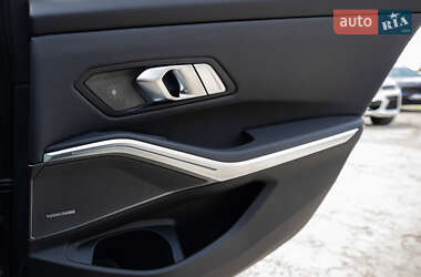 Седан BMW 3 Series 2025 в 