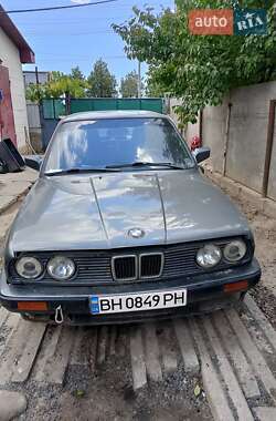 Седан BMW 3 Series 1987 в Білгороді-Дністровському