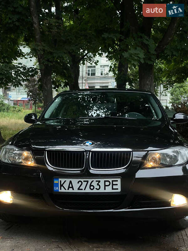 Седан BMW 3 Series 2006 в Киеве