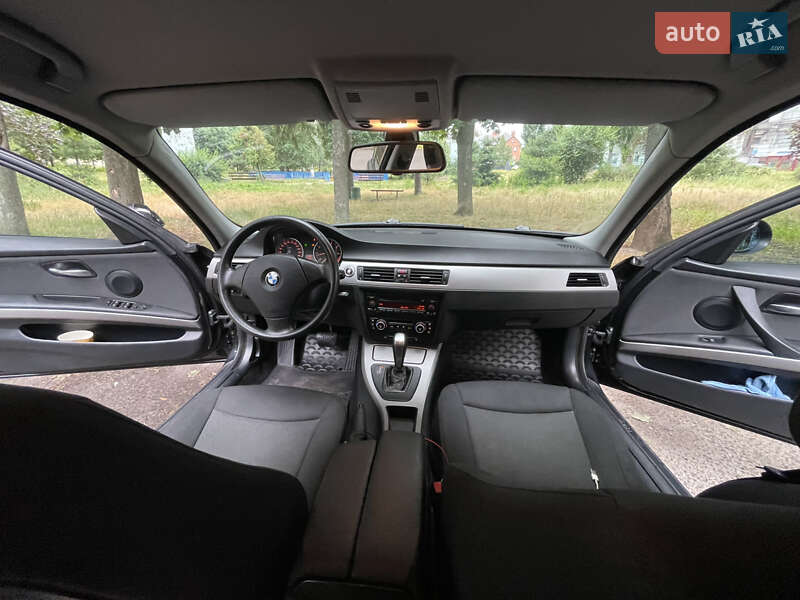 Седан BMW 3 Series 2006 в Киеве