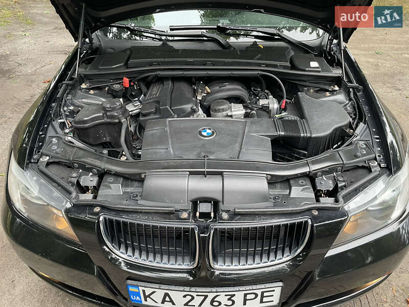 Седан BMW 3 Series 2006 в Киеве
