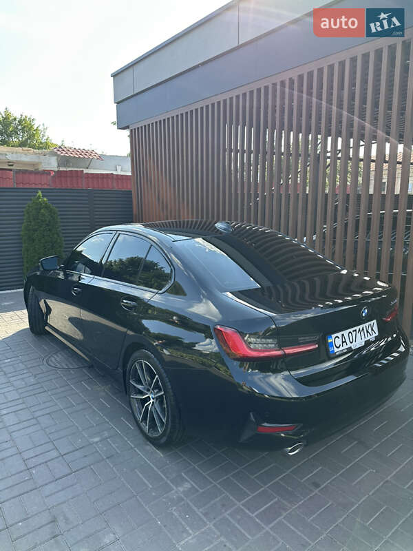 Седан BMW 3 Series 2019 в Черкасах