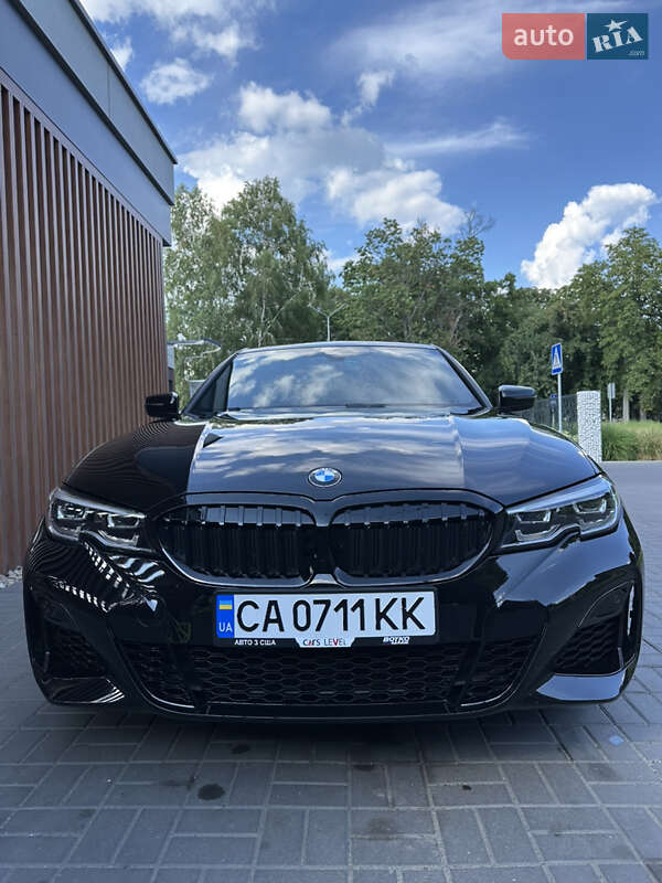 Седан BMW 3 Series 2019 в Черкасах