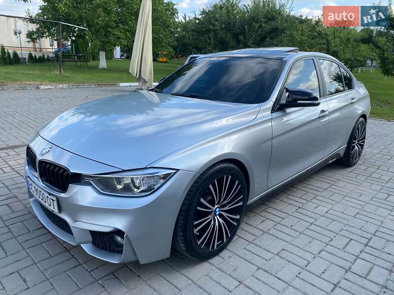 Седан BMW 3 Series 2013 в Львове