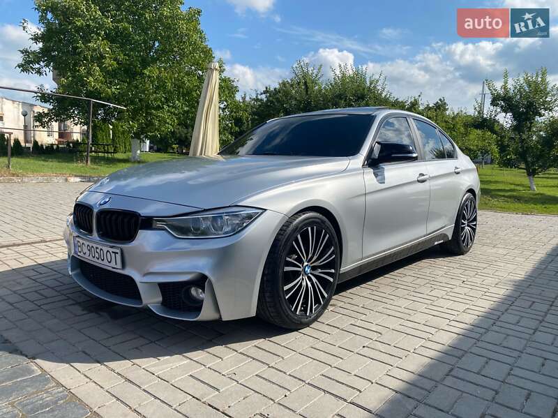 Седан BMW 3 Series 2013 в Львове