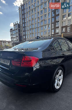 Седан BMW 3 Series 2015 в Крюківщині
