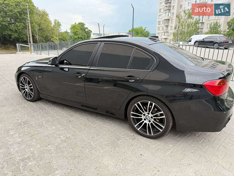 Седан BMW 3 Series 2015 в Киеве