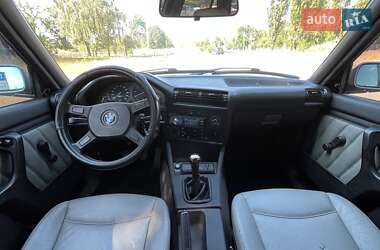 Седан BMW 3 Series 1985 в 