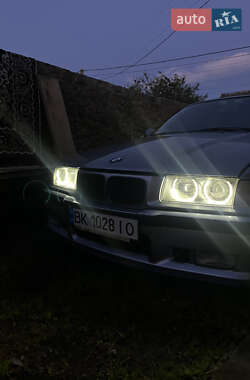 Купе BMW 3 Series 1994 в Житомире