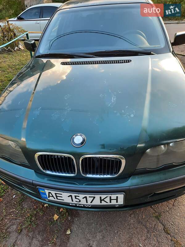 Седан BMW 3 Series 2001 в Киеве