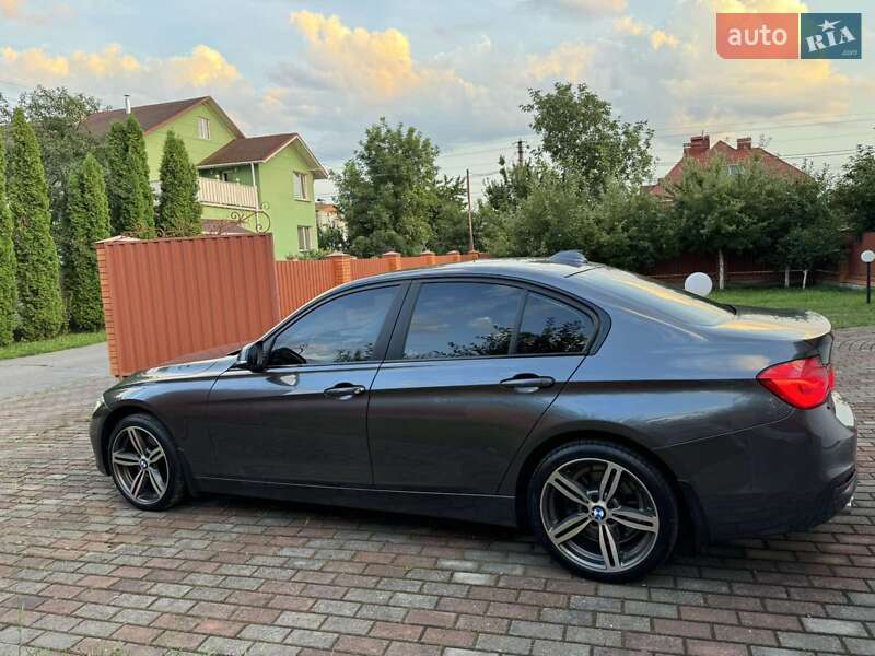 Седан BMW 3 Series 2018 в Виннице