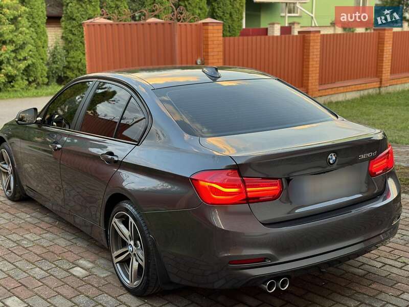 Седан BMW 3 Series 2018 в Виннице