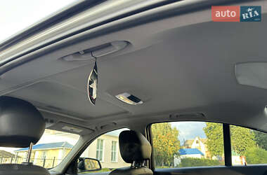 Седан BMW 3 Series 2013 в  фото 19 Седан BMW 3 Series 2013 в