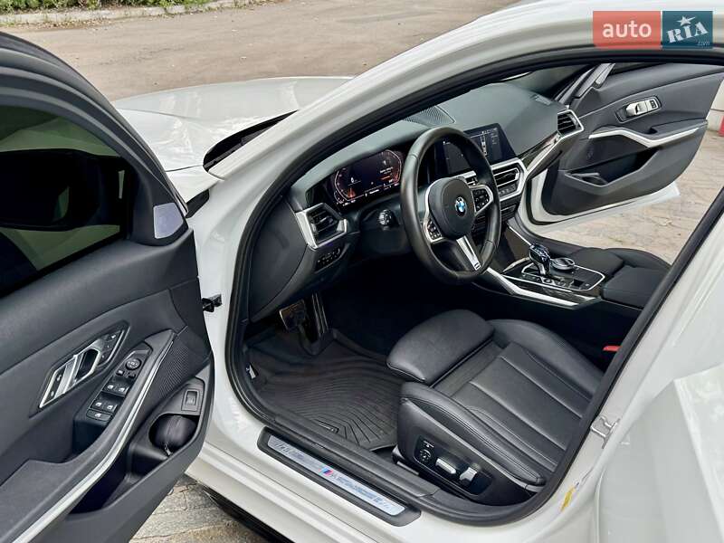 Седан BMW 3 Series 2021 в Днепре
