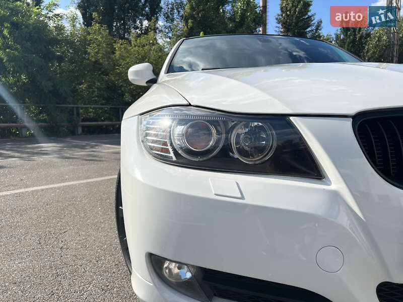 Седан BMW 3 Series 2011 в Киеве