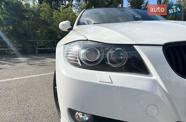 Седан BMW 3 Series 2011 в 