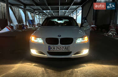 Седан BMW 3 Series 2011 в 
