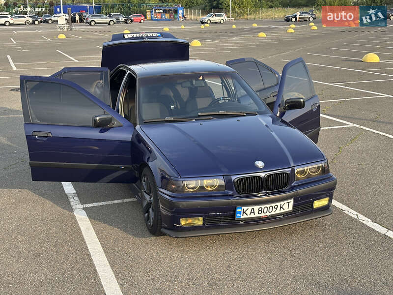 Седан BMW 3 Series 1996 в Киеве
