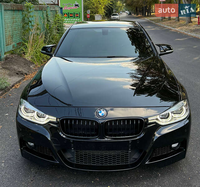 BMW 3 Series 2016