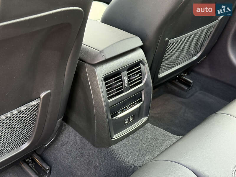 Седан BMW 3 Series 2023 в Львові фото 24 Седан BMW 3 Series 2023 в Львові