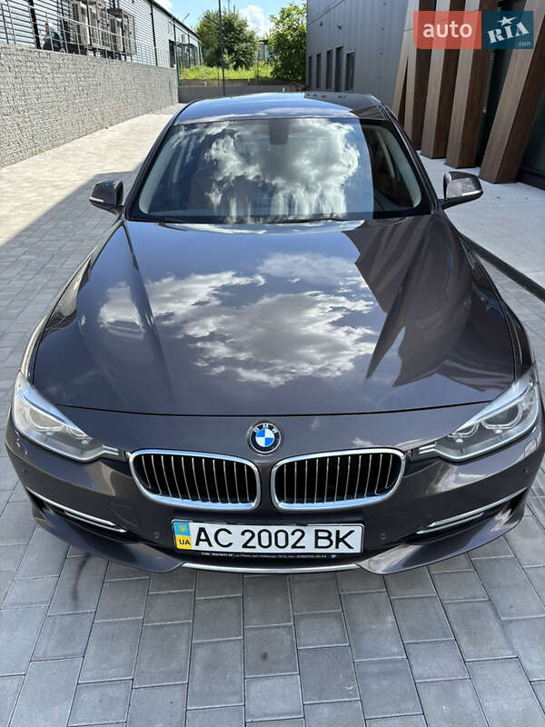 Седан BMW 3 Series 2012 в Луцьку