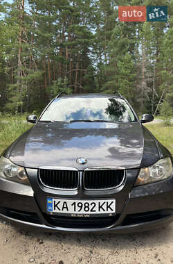 Універсал BMW 3 Series 2005 в Городні